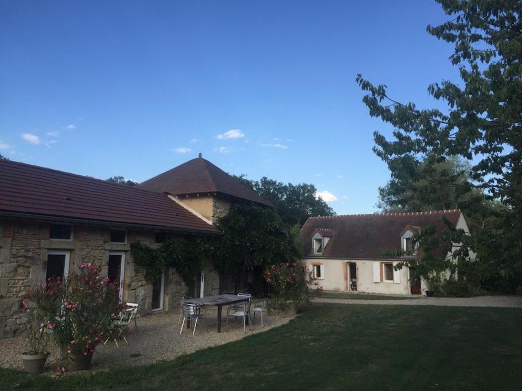 Le Rozet Bed & Breakfast Vendat Dış mekan fotoğraf